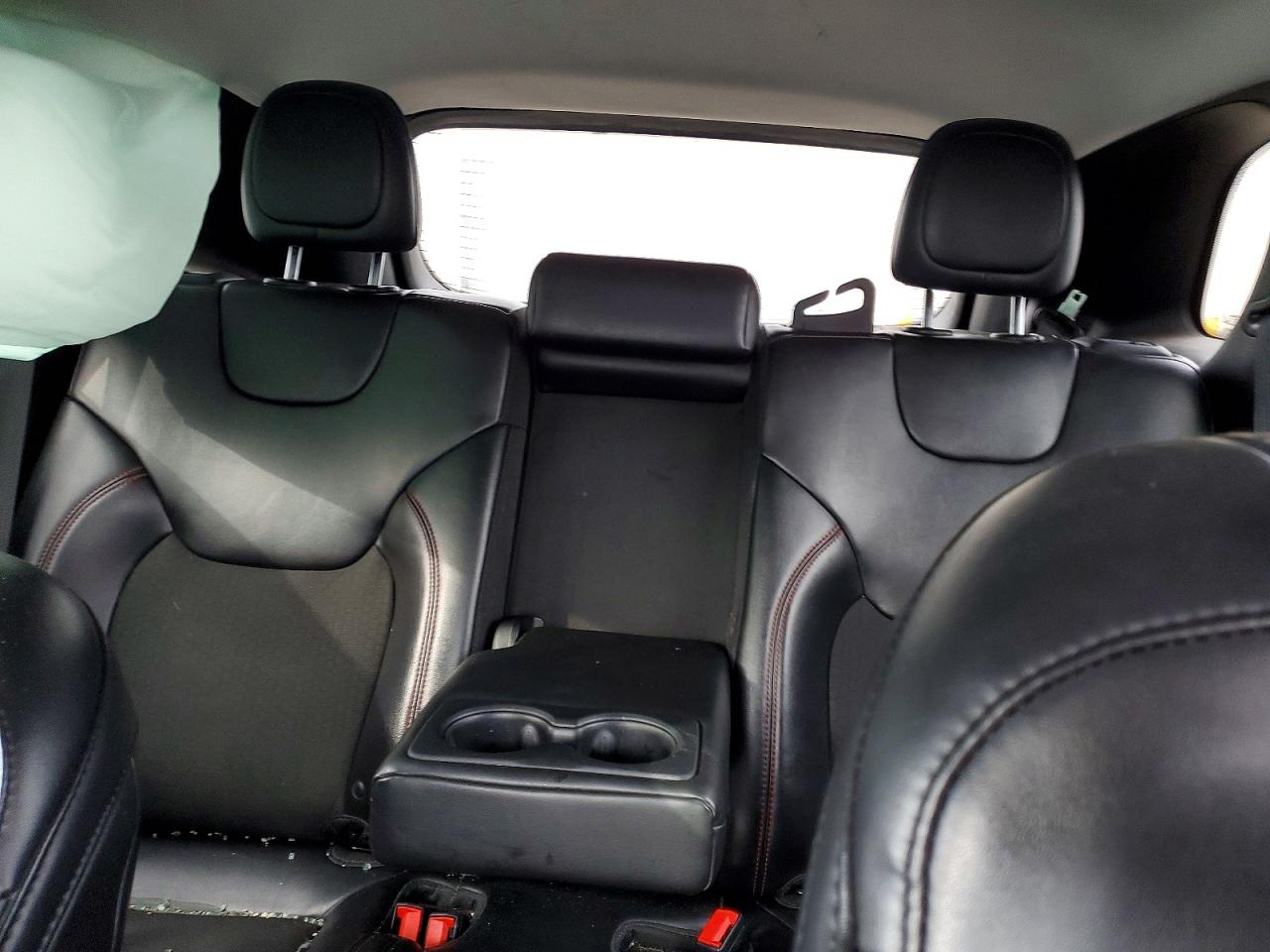 2019 JEEP CHEROKEE TRAILHAWK photo 10