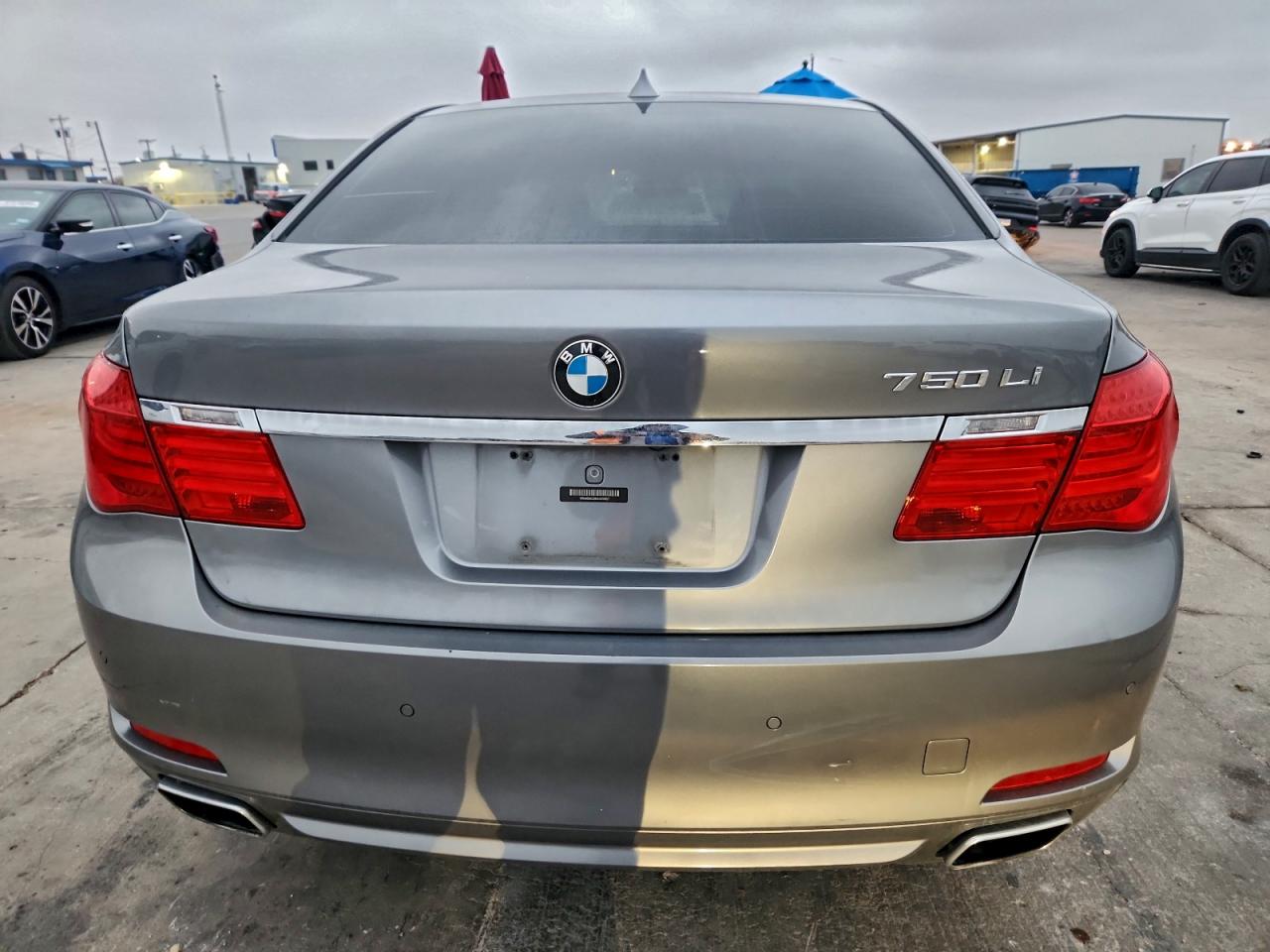 2012 BMW 750 LI photo 11