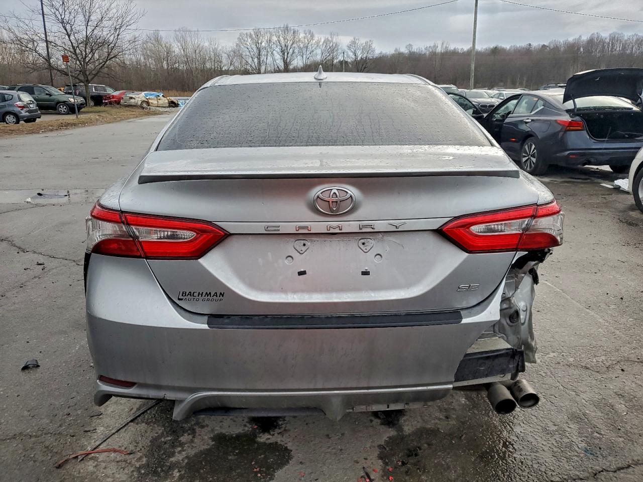 2019 TOYOTA CAMRY L photo 6