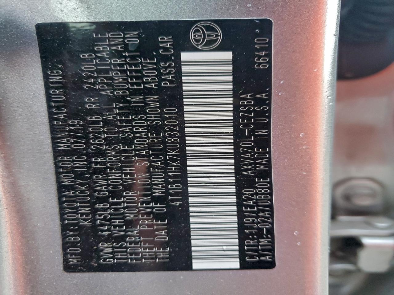 2019 TOYOTA CAMRY L photo 12