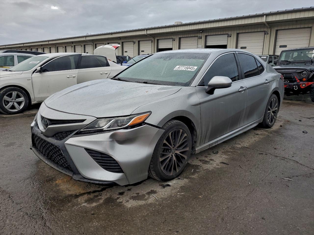 2019 TOYOTA CAMRY