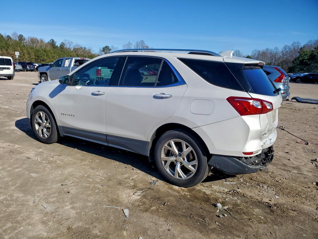 2020 CHEVROLET EQUINOX PREMIER photo 2