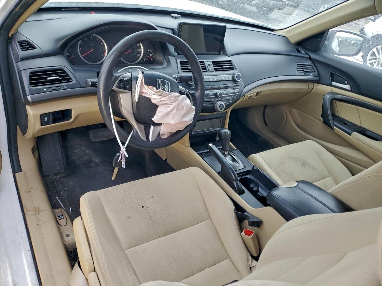 2012 HONDA ACCORD LX photo 15