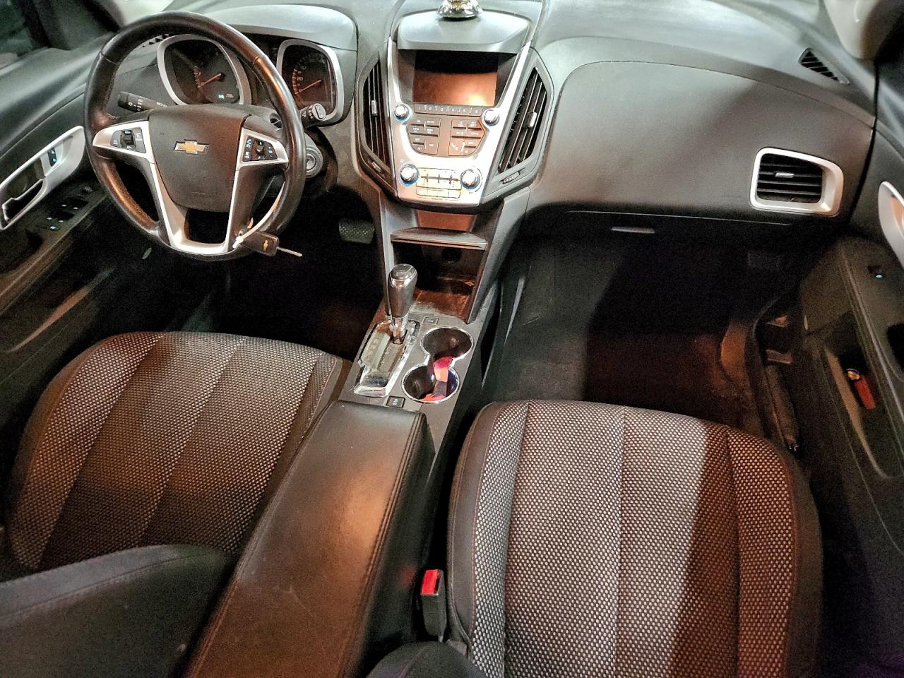 2016 CHEVROLET EQUINOX LT photo 8