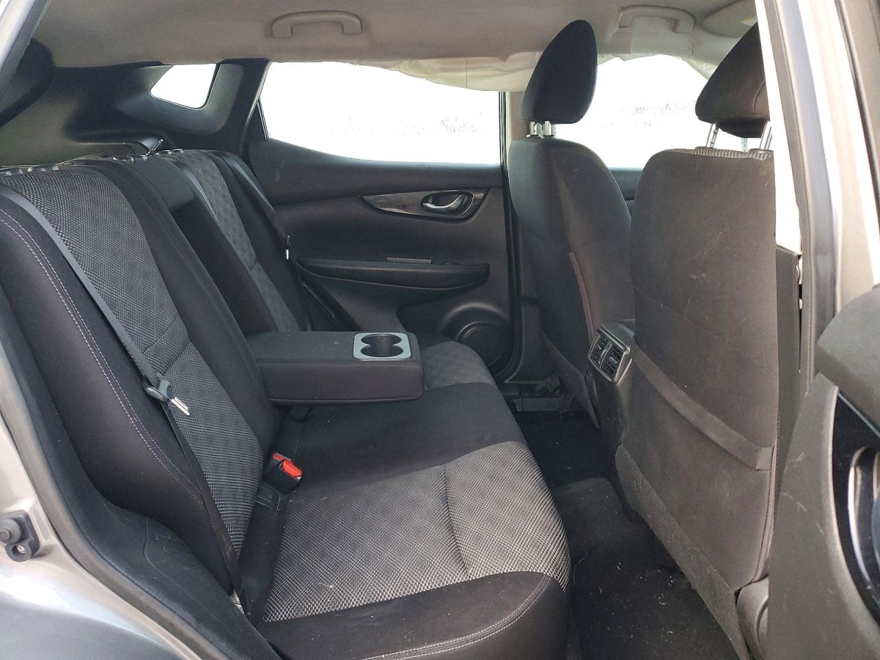 2018 NISSAN ROGUE SPORT S photo 21
