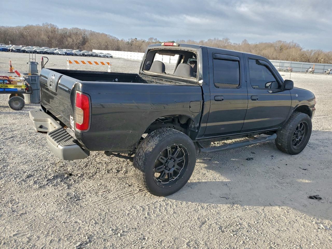 2004 NISSAN FRONTIER CREW CAB XE V6 photo 3