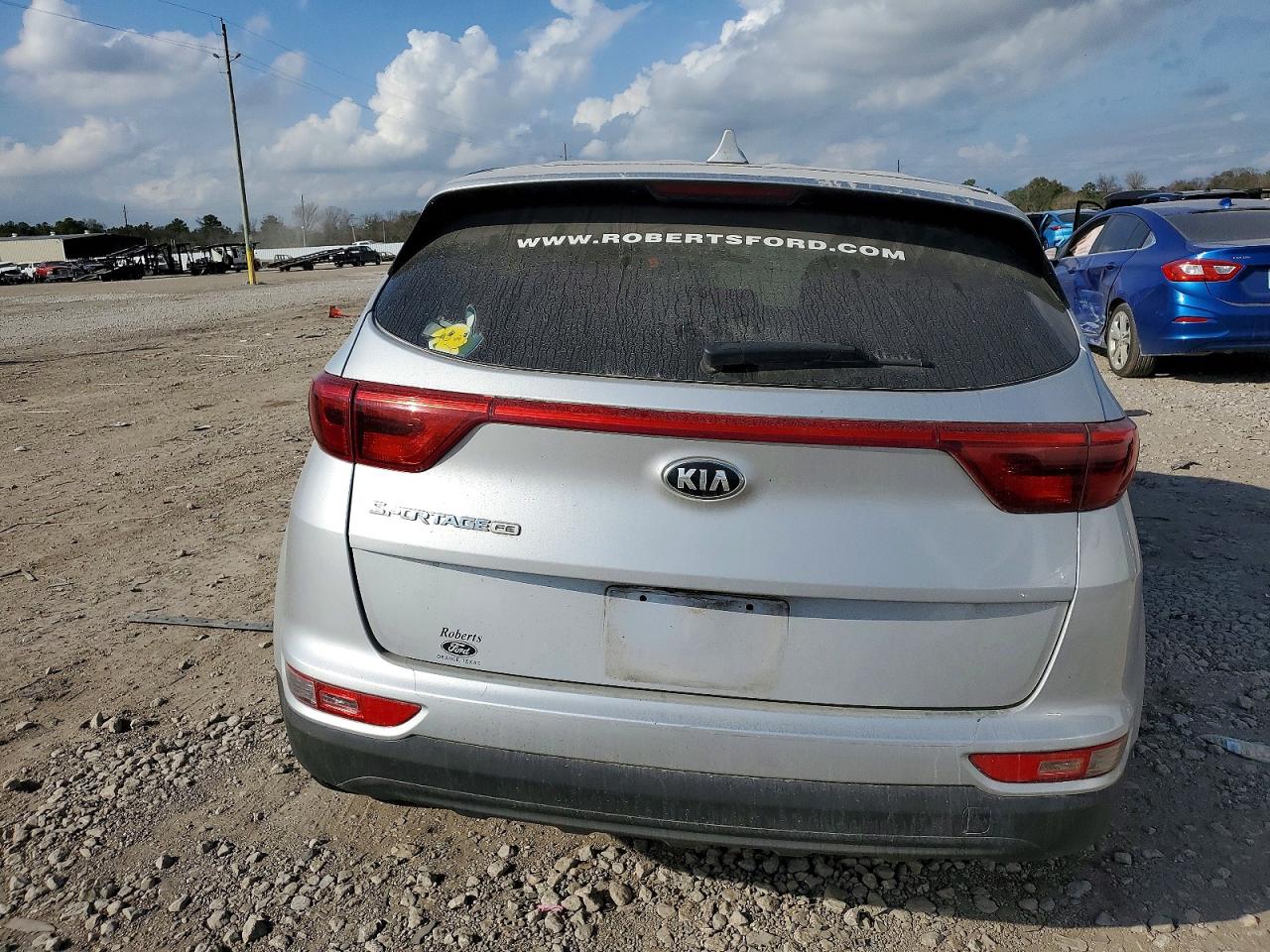 2017 KIA SPORTAGE LX photo 6