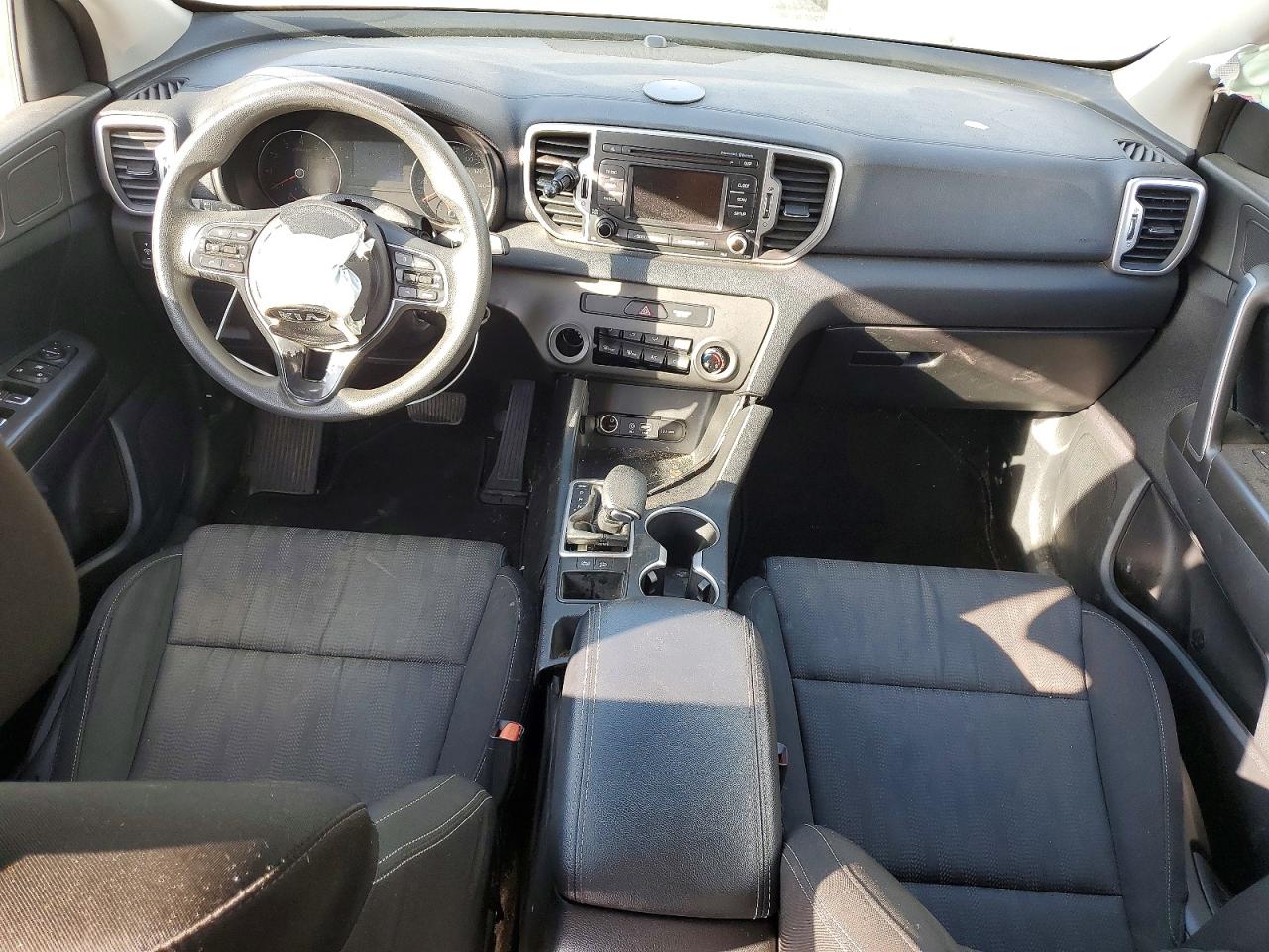 2017 KIA SPORTAGE LX photo 8