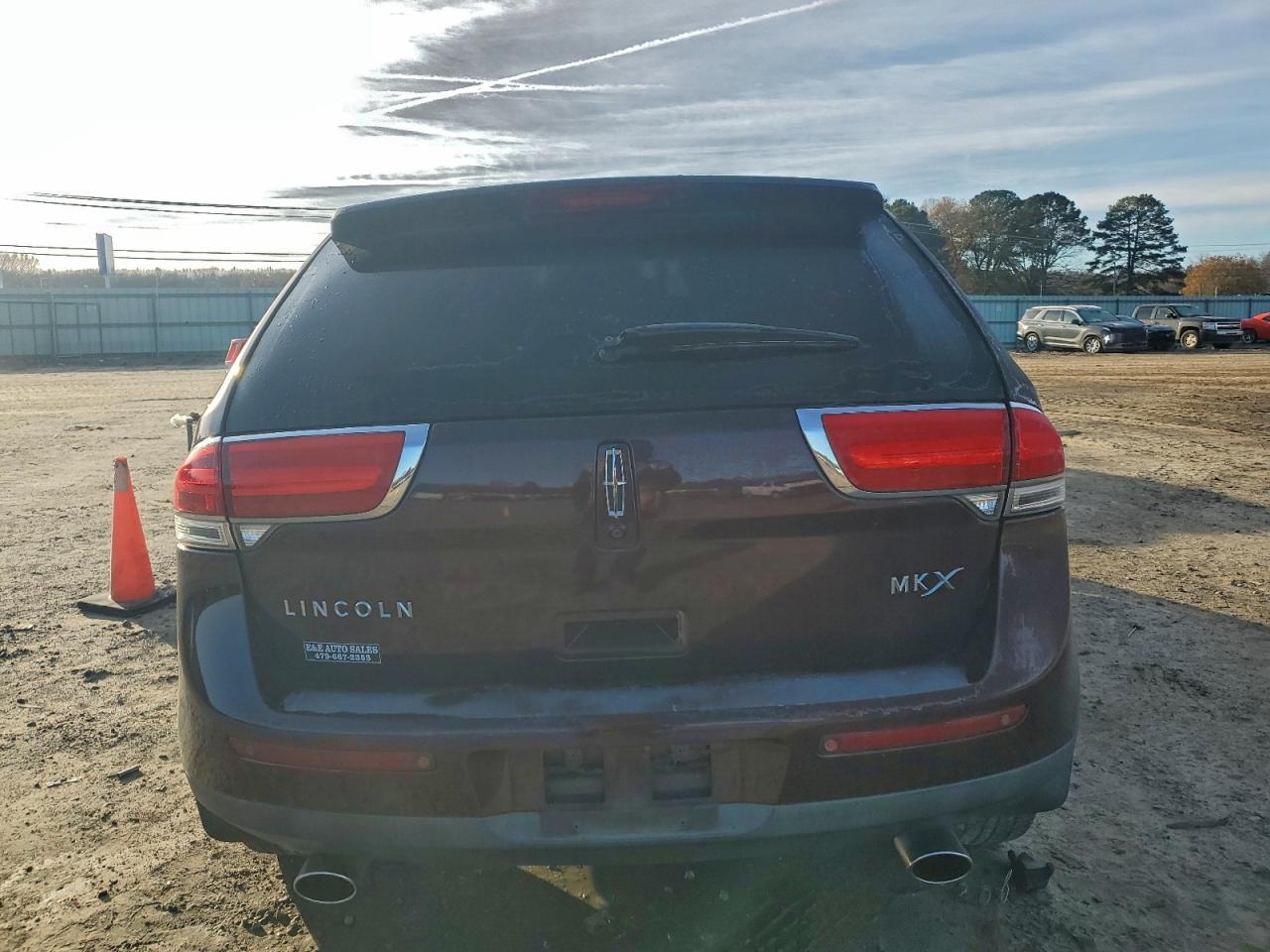 2011 LINCOLN MKX photo 11