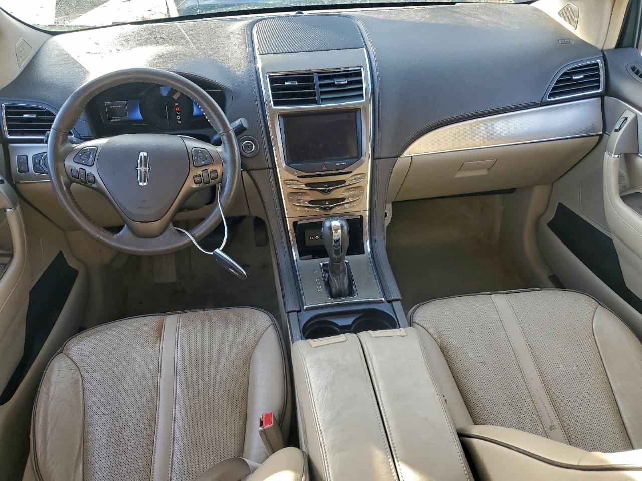 2011 LINCOLN MKX photo 15
