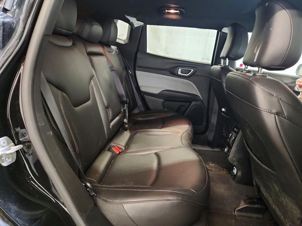 2024 JEEP COMPASS LATITUDE LUX photo 10