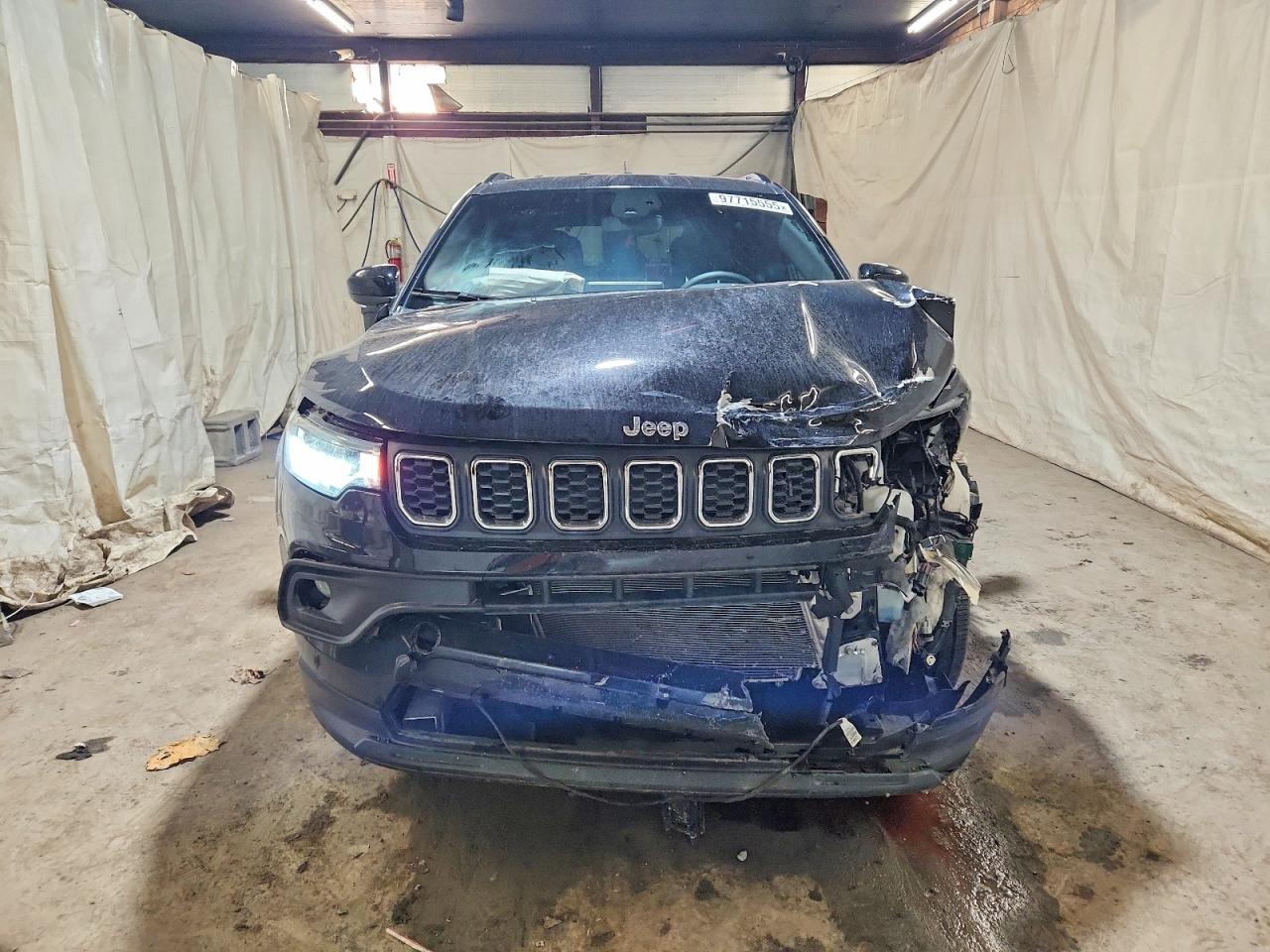 2024 JEEP COMPASS LATITUDE LUX photo 4