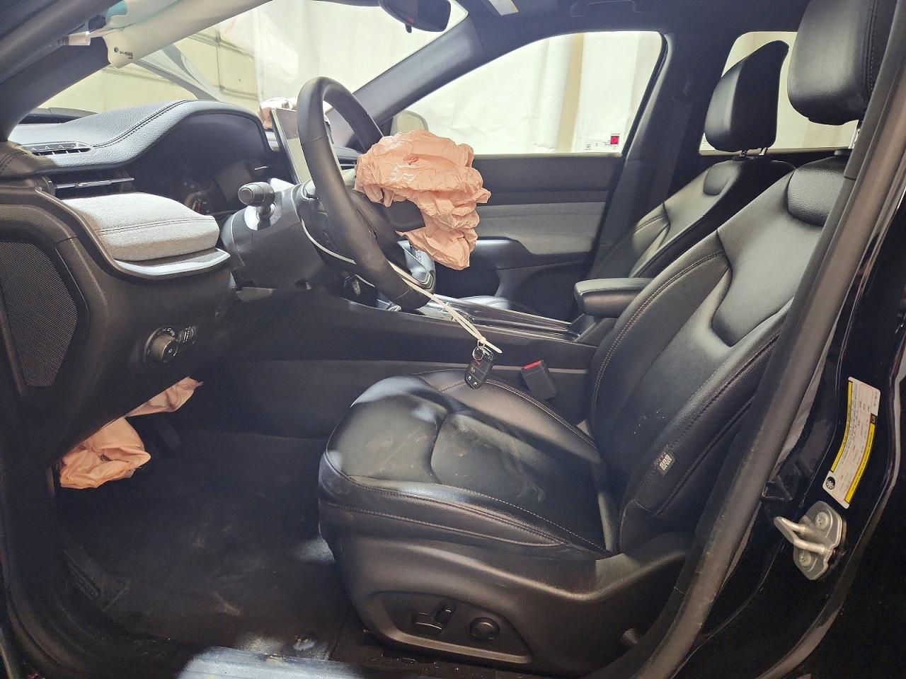2024 JEEP COMPASS LATITUDE LUX photo 6