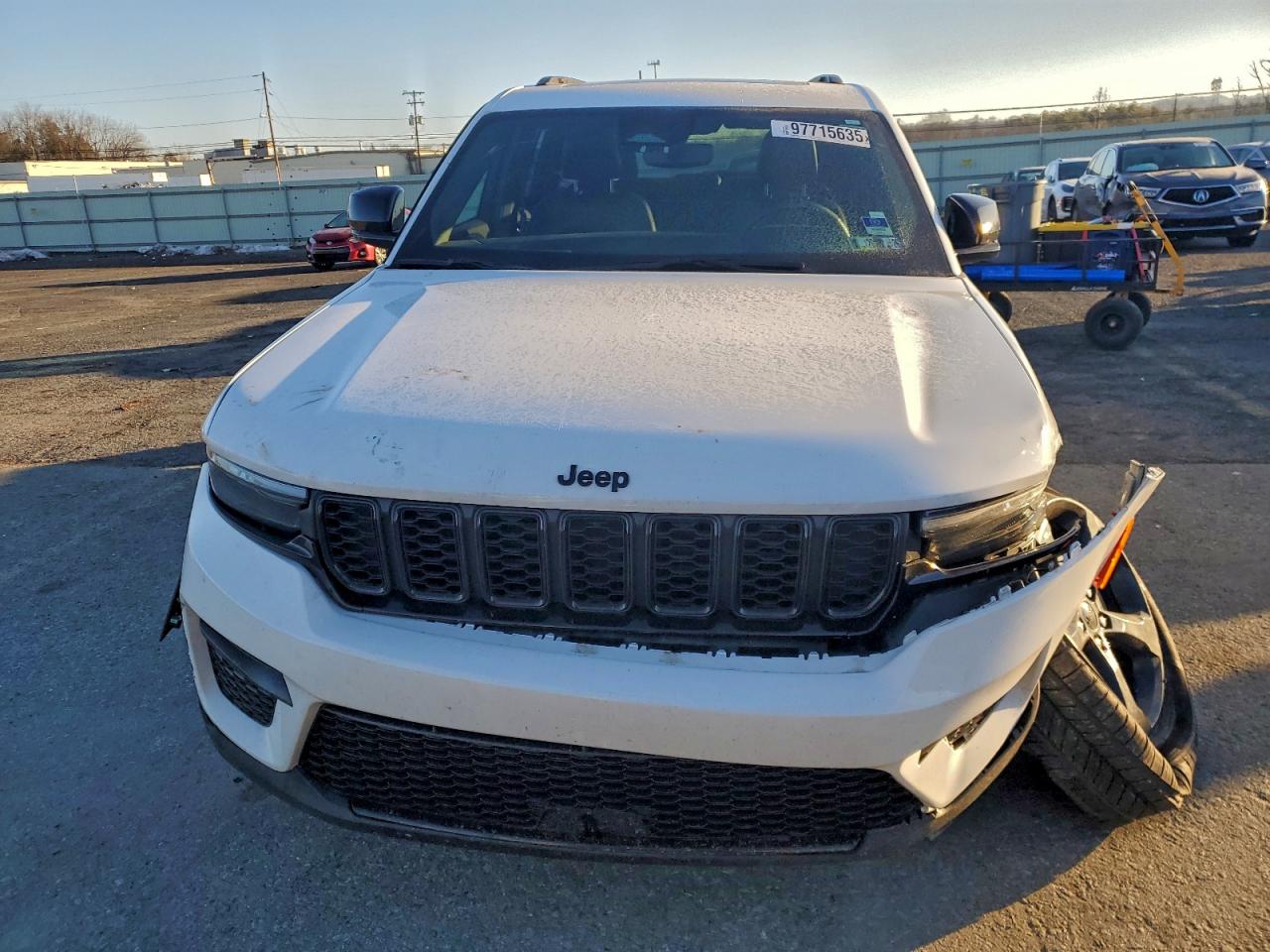 2022 JEEP GRAND CHEROKEE LAREDO photo 5