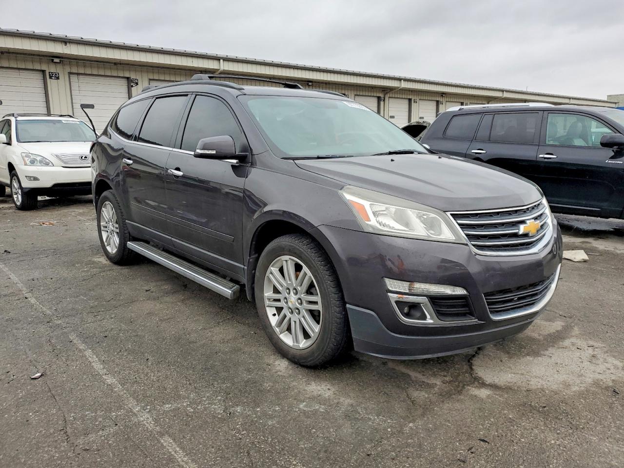 2014 CHEVROLET TRAVERSE LT photo 7