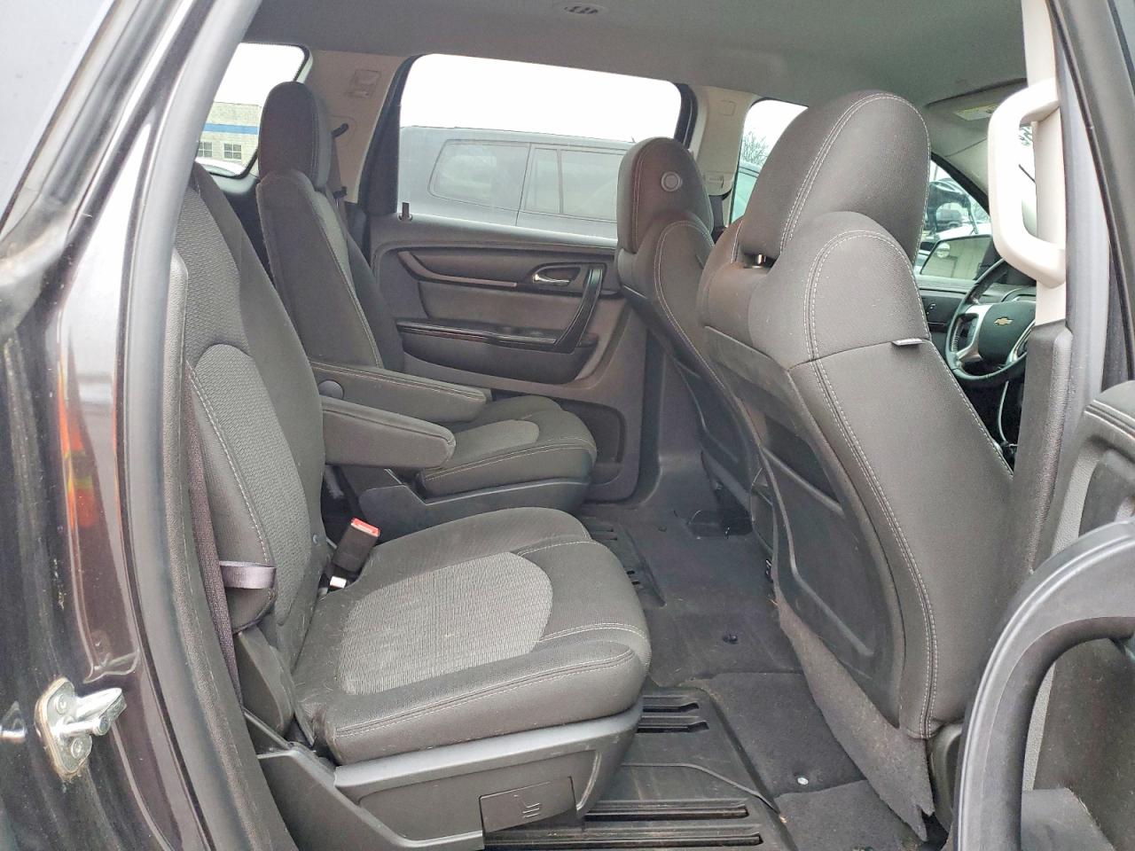 2014 CHEVROLET TRAVERSE LT photo 21