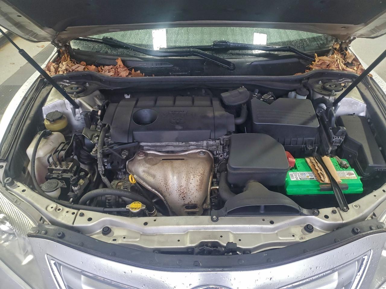 2011 TOYOTA CAMRY BASE photo 11