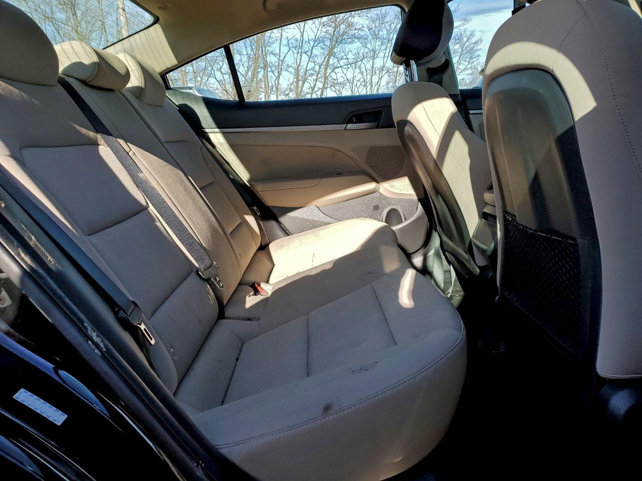 2018 HYUNDAI ELANTRA SEL photo 10