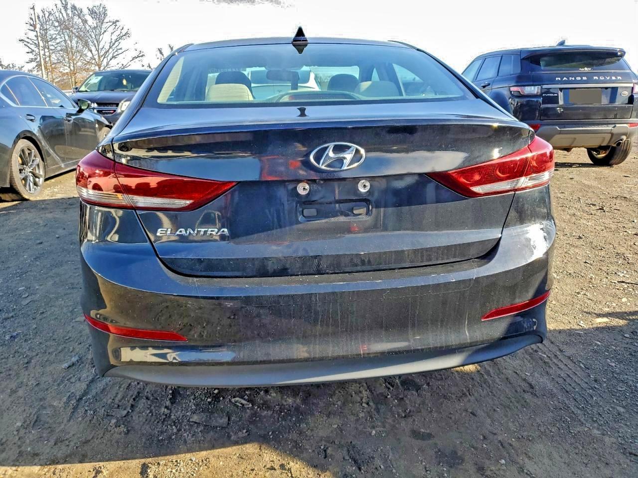 2018 HYUNDAI ELANTRA SEL photo 6