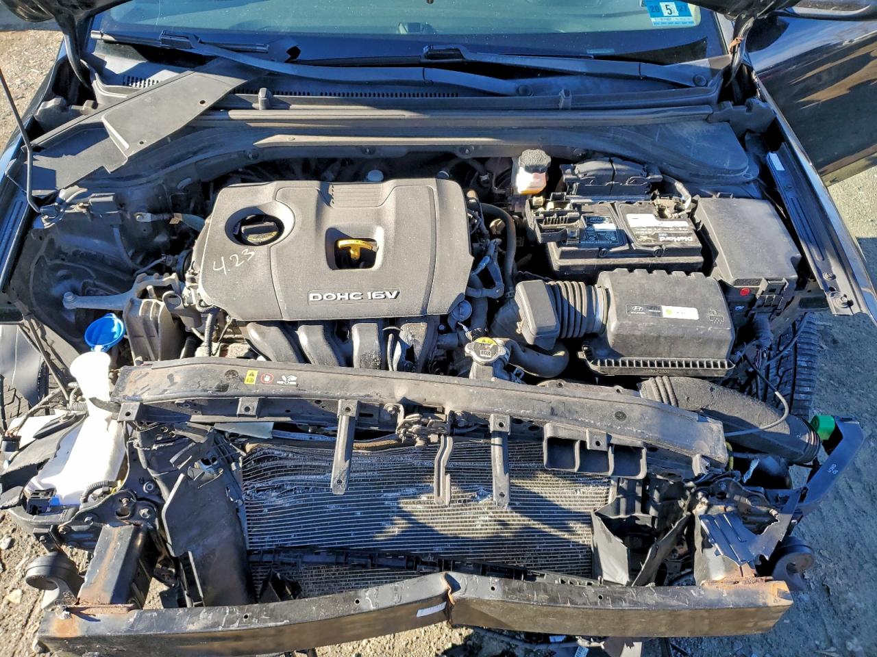2018 HYUNDAI ELANTRA SEL photo 11