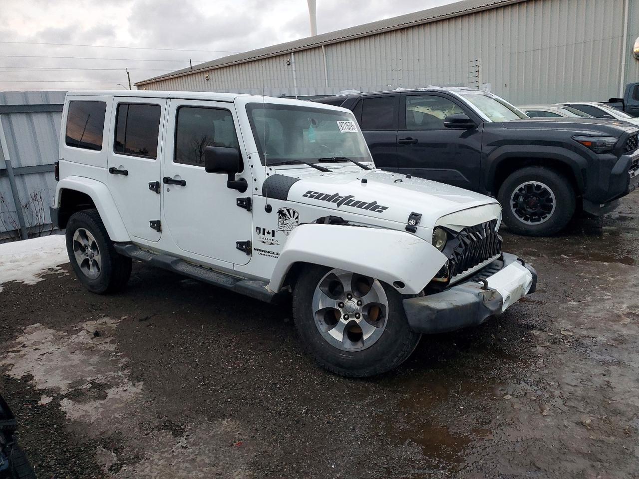 2016 JEEP WRANGLER UNLIMITED SAHARA photo 4