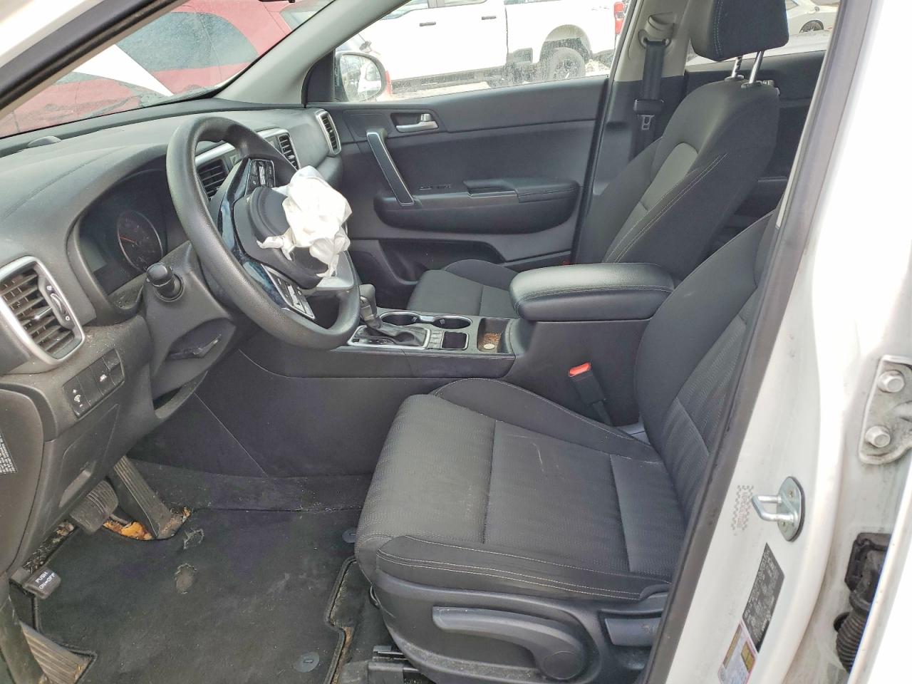 2020 KIA SPORTAGE LX photo 7