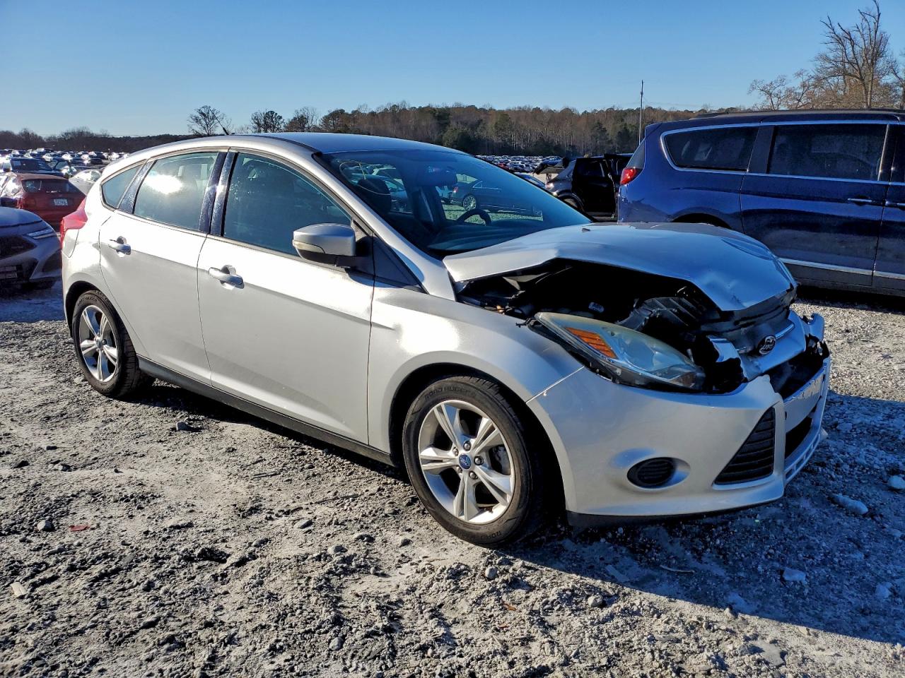2013 FORD FOCUS SE photo 4