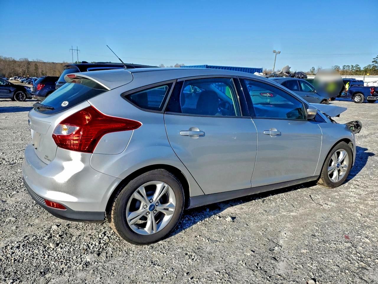 2013 FORD FOCUS SE photo 3