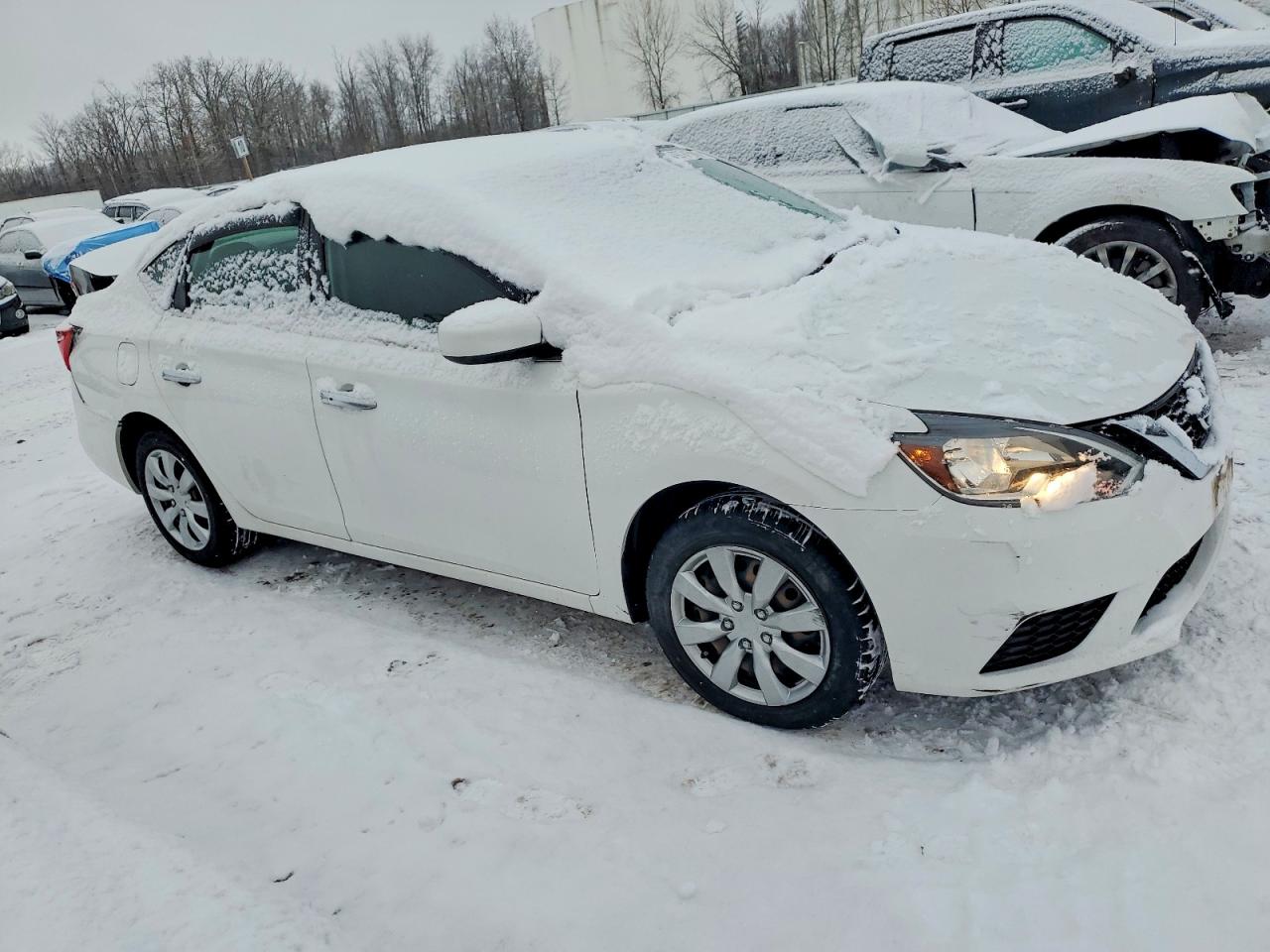 2017 NISSAN SENTRA S photo 4