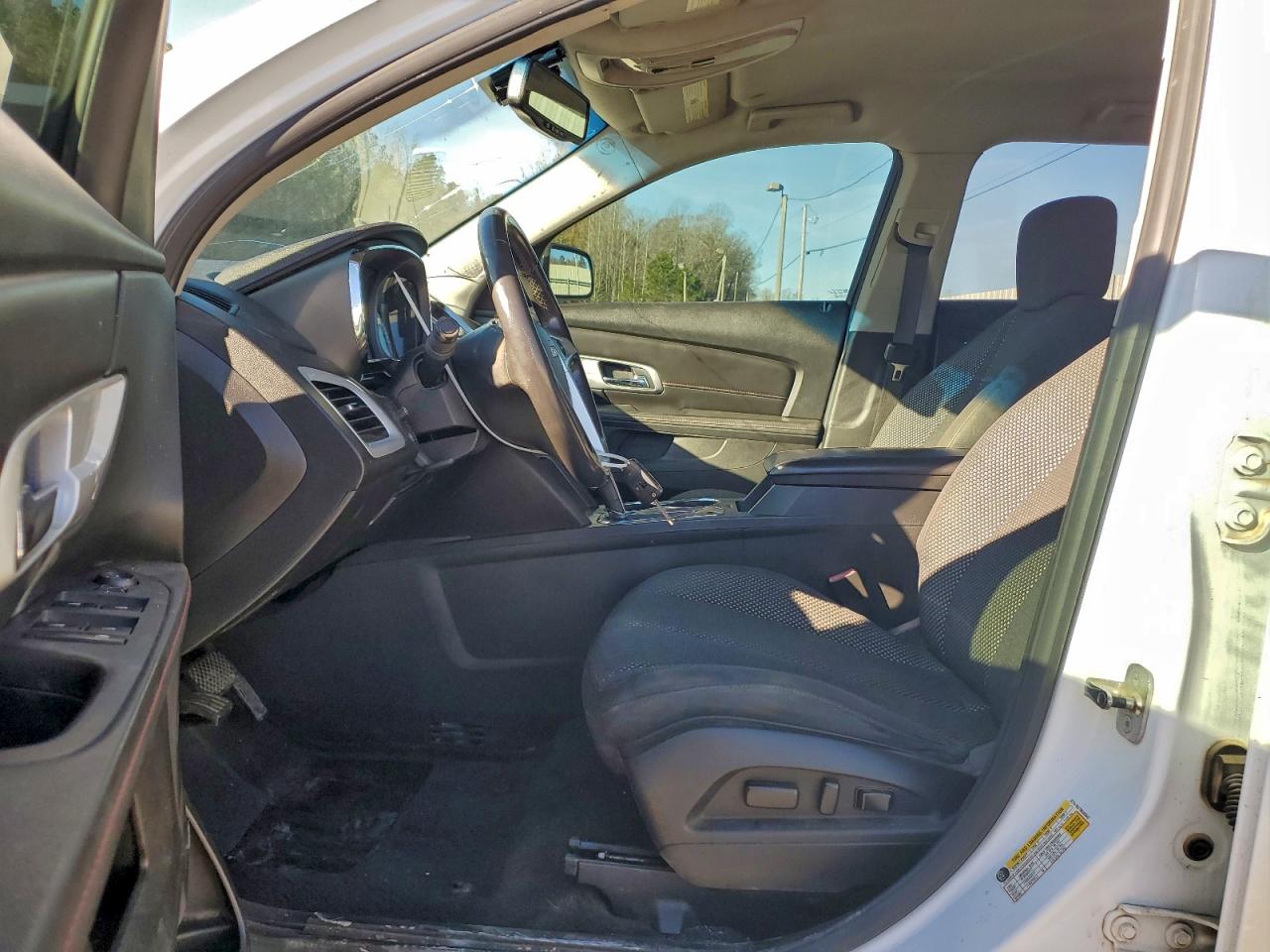 2011 GMC TERRAIN SLE photo 7