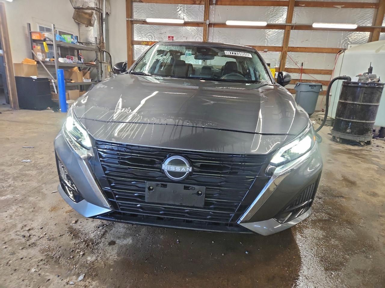 2025 NISSAN ALTIMA SV photo 5
