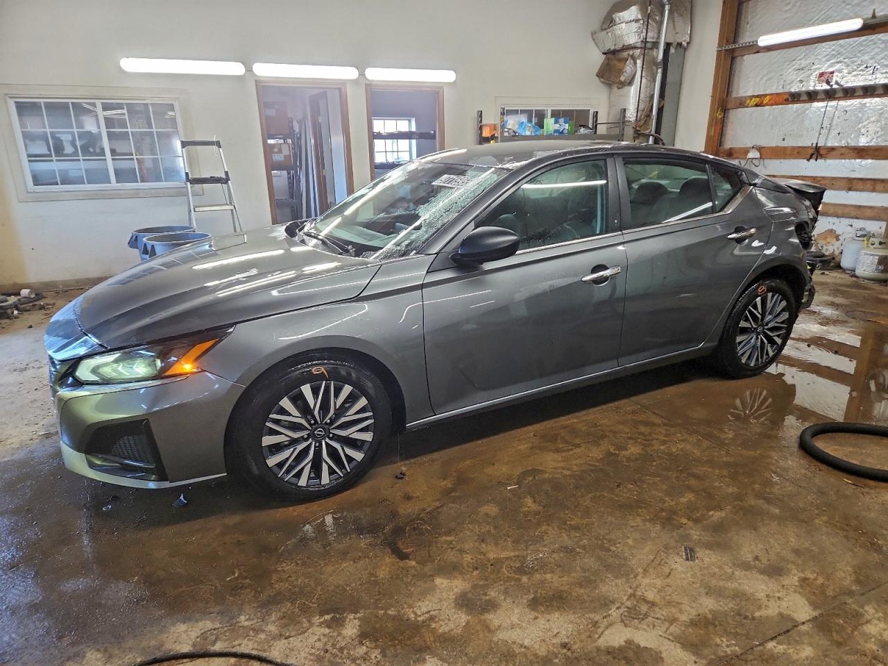 2025 NISSAN ALTIMA