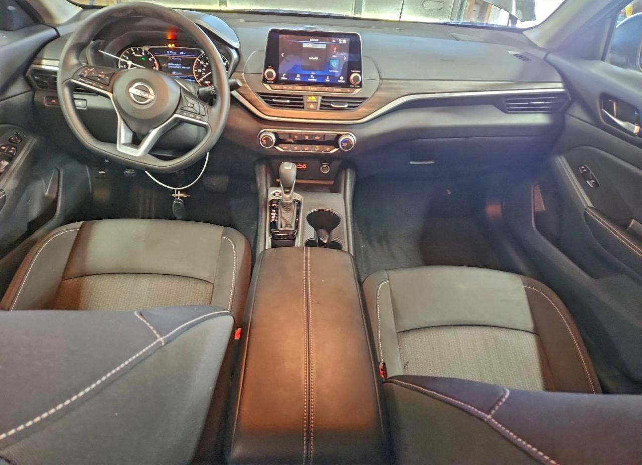 2025 NISSAN ALTIMA SV photo 8