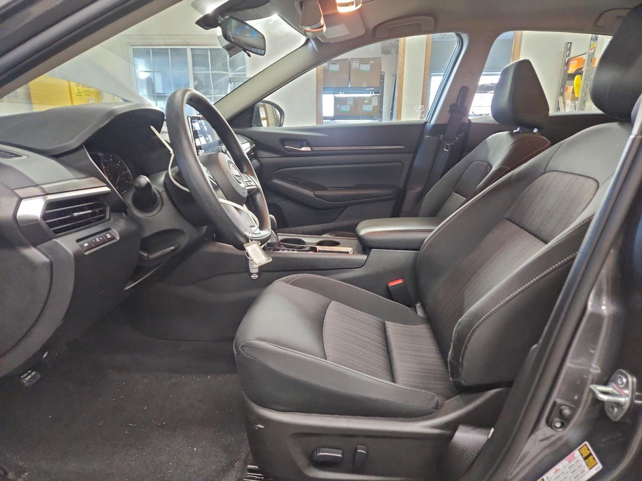 2025 NISSAN ALTIMA SV photo 7