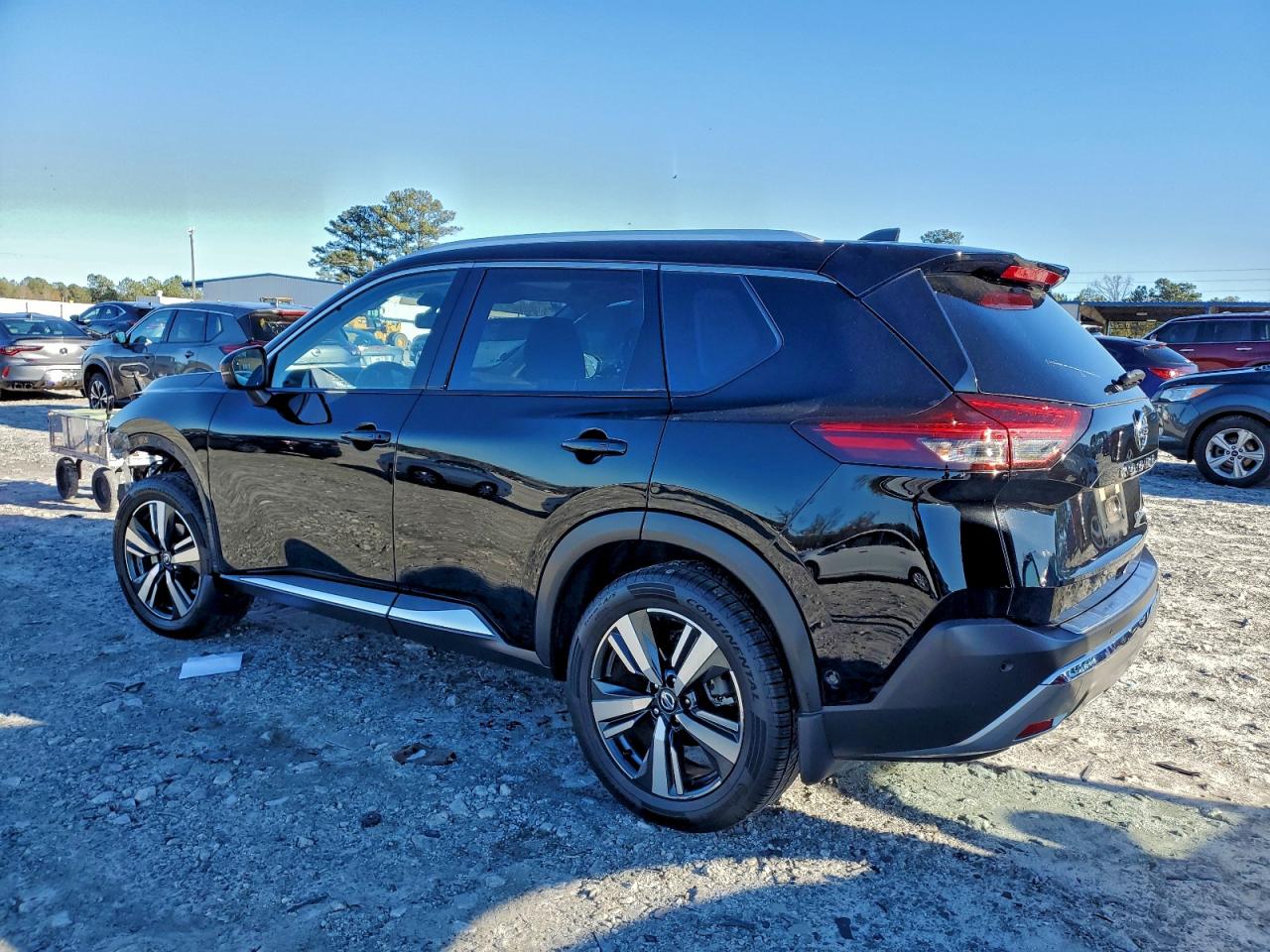 2021 NISSAN ROGUE PLATINUM photo 2