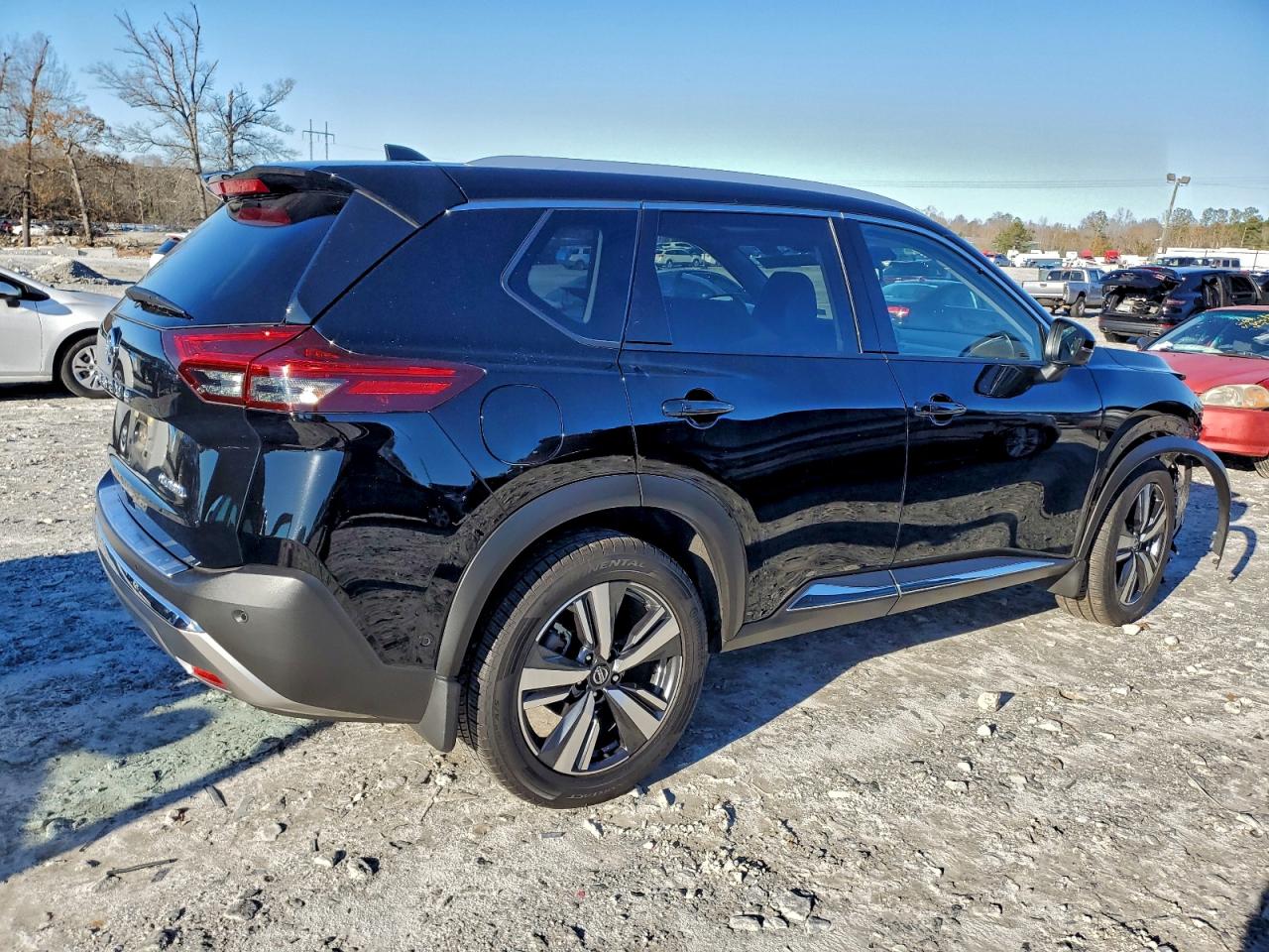 2021 NISSAN ROGUE PLATINUM photo 3
