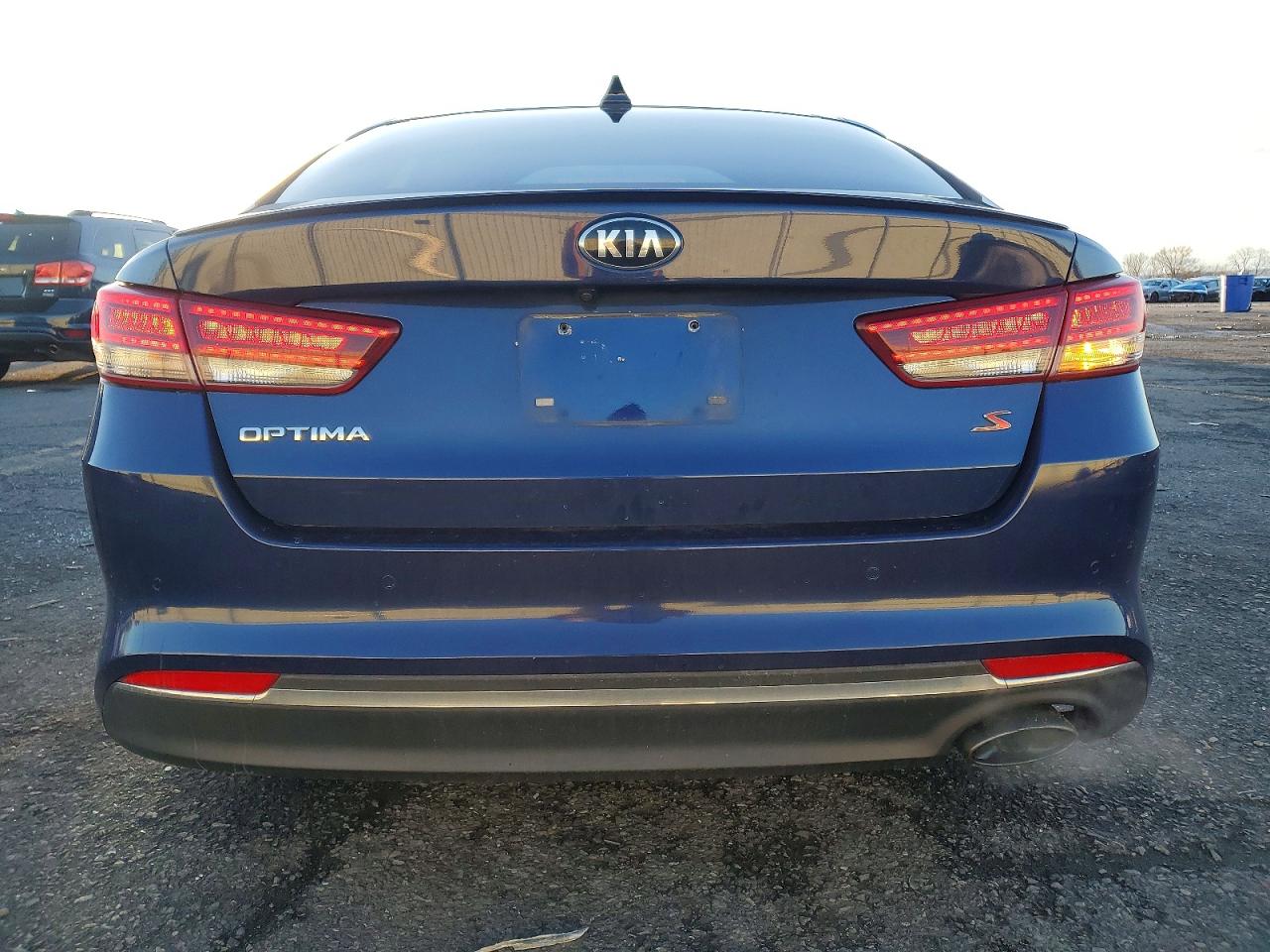 2018 KIA OPTIMA LX photo 6