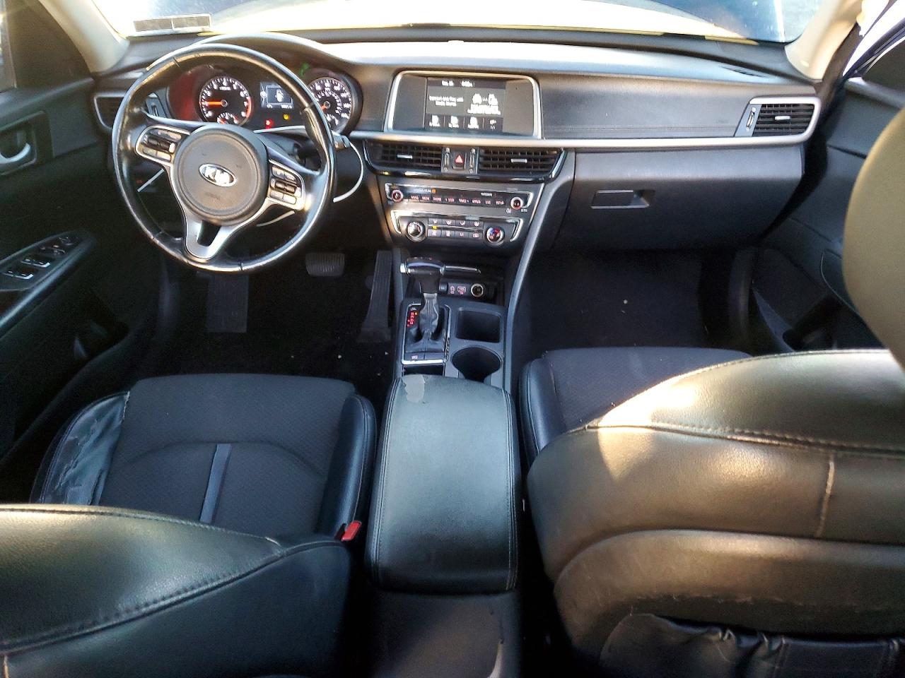 2018 KIA OPTIMA LX photo 8
