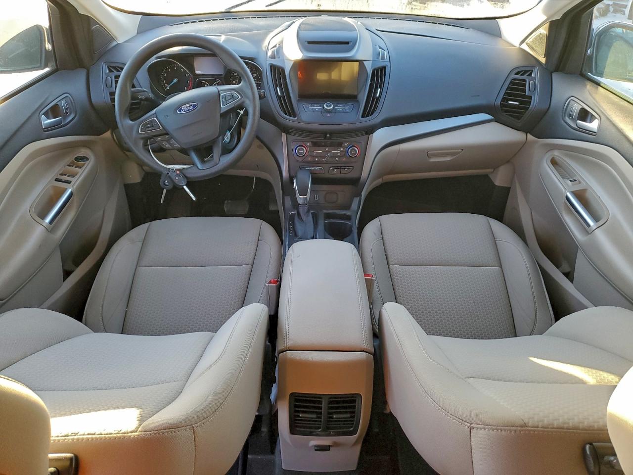 2018 FORD ESCAPE SE photo 8