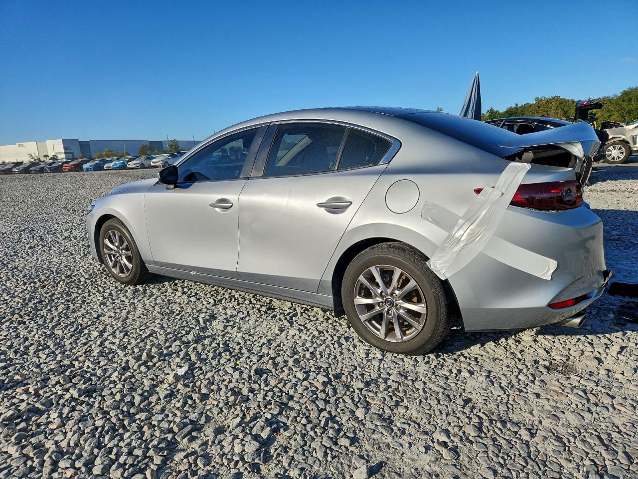 2019 MAZDA 3 photo 2