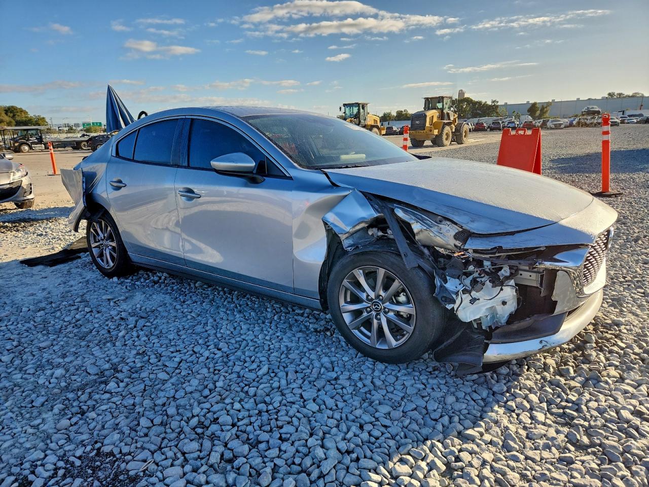 2019 MAZDA 3 photo 4