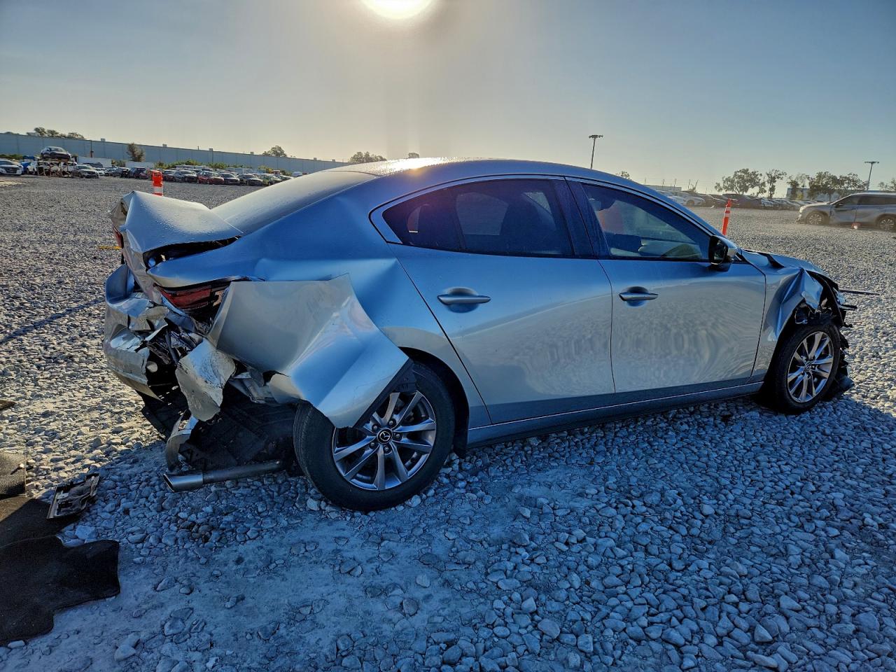 2019 MAZDA 3 photo 3