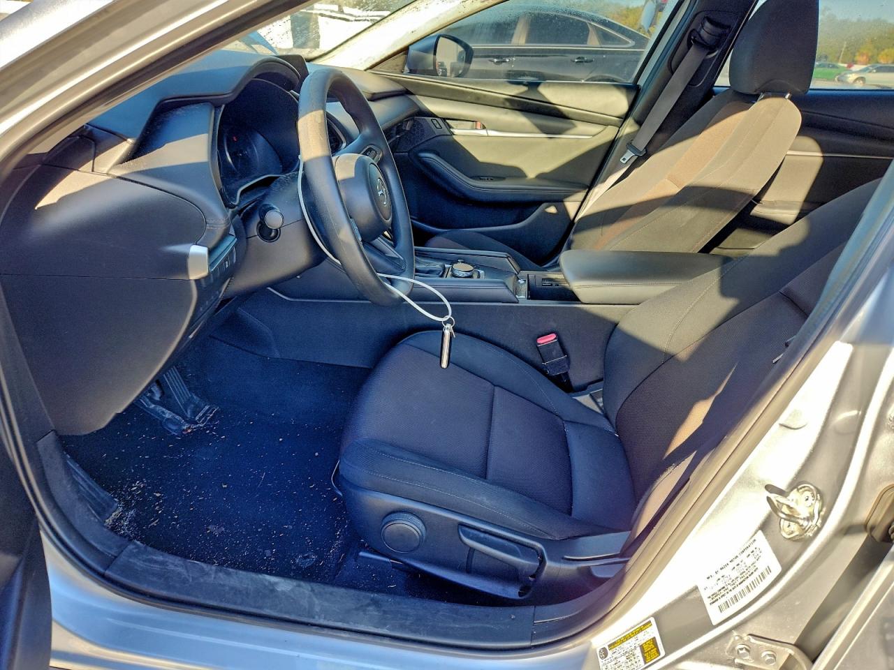 2019 MAZDA 3 photo 7