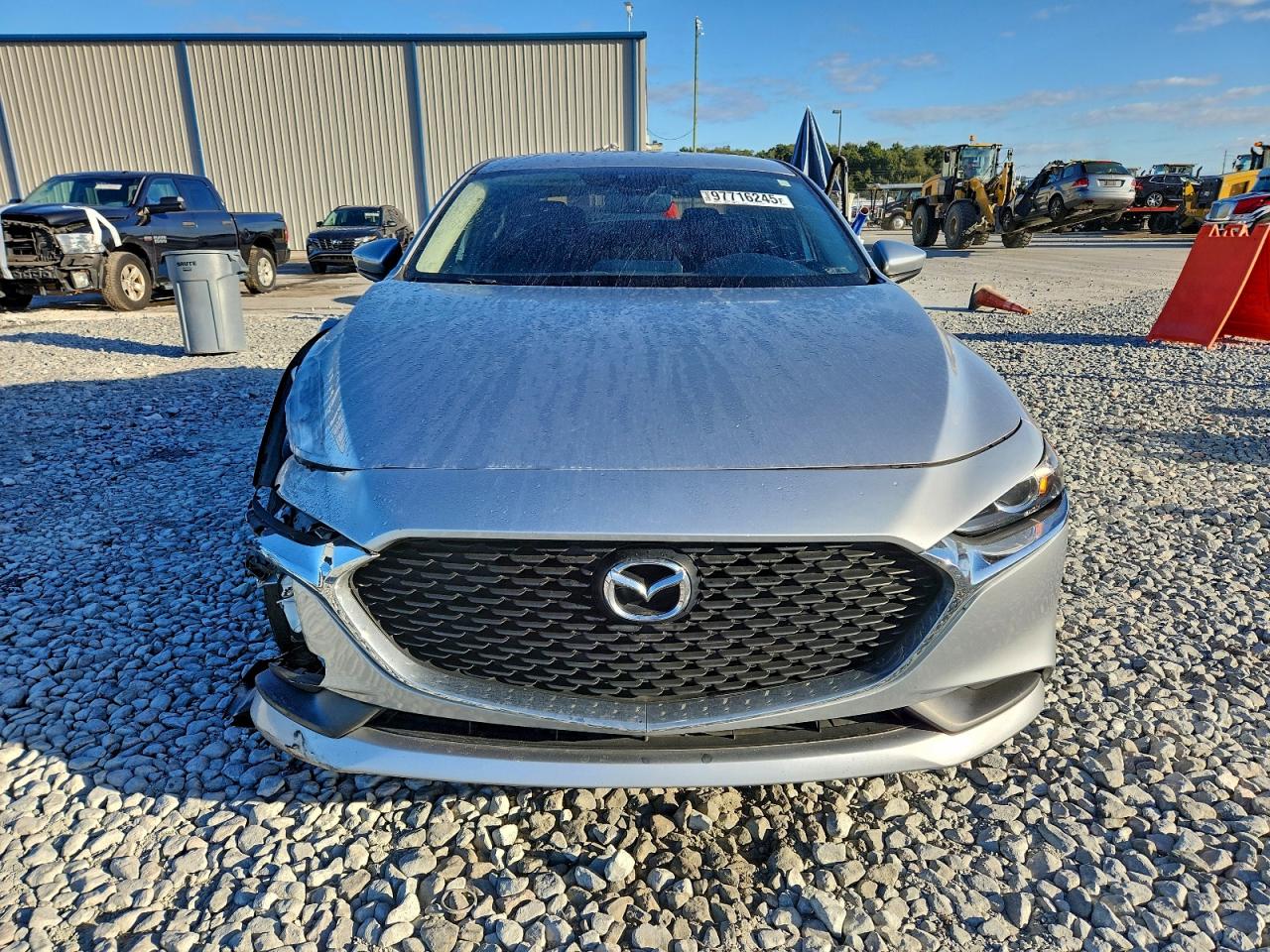 2019 MAZDA 3 photo 5