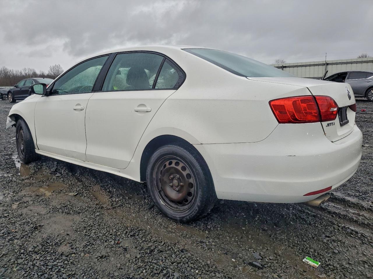 2012 VOLKSWAGEN JETTA BASE photo 2