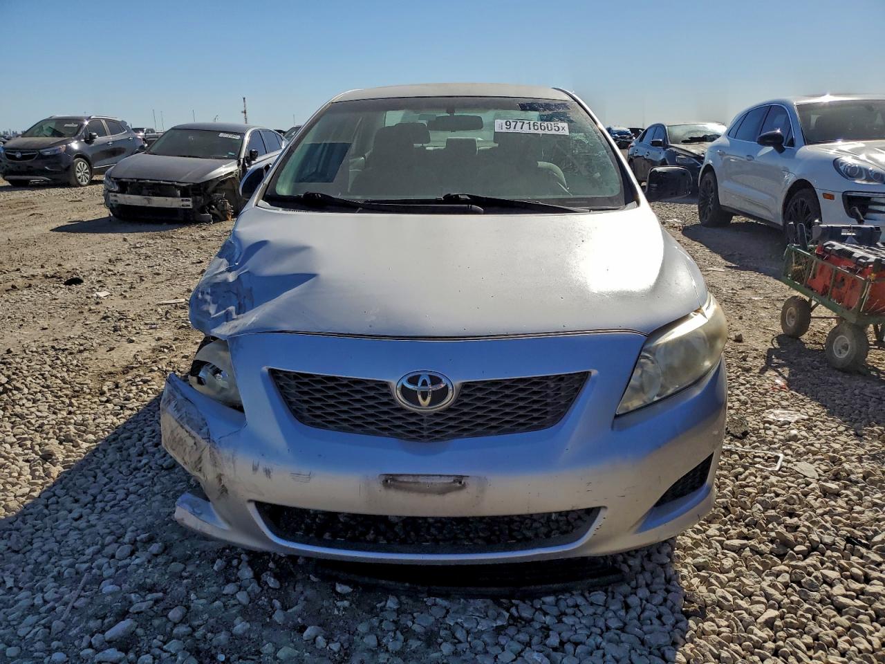 2010 TOYOTA COROLLA LE photo 5