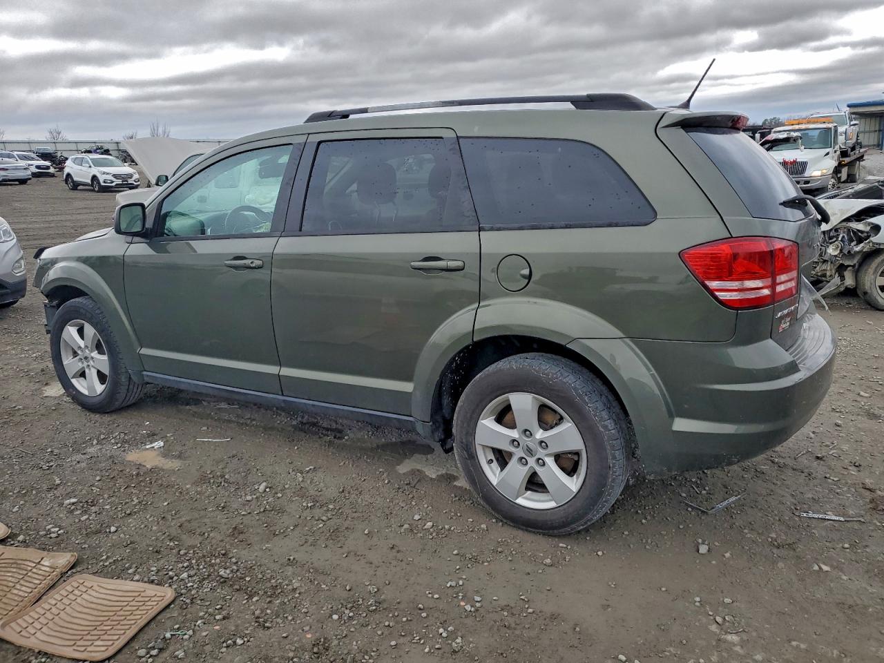 2018 DODGE JOURNEY SE photo 2