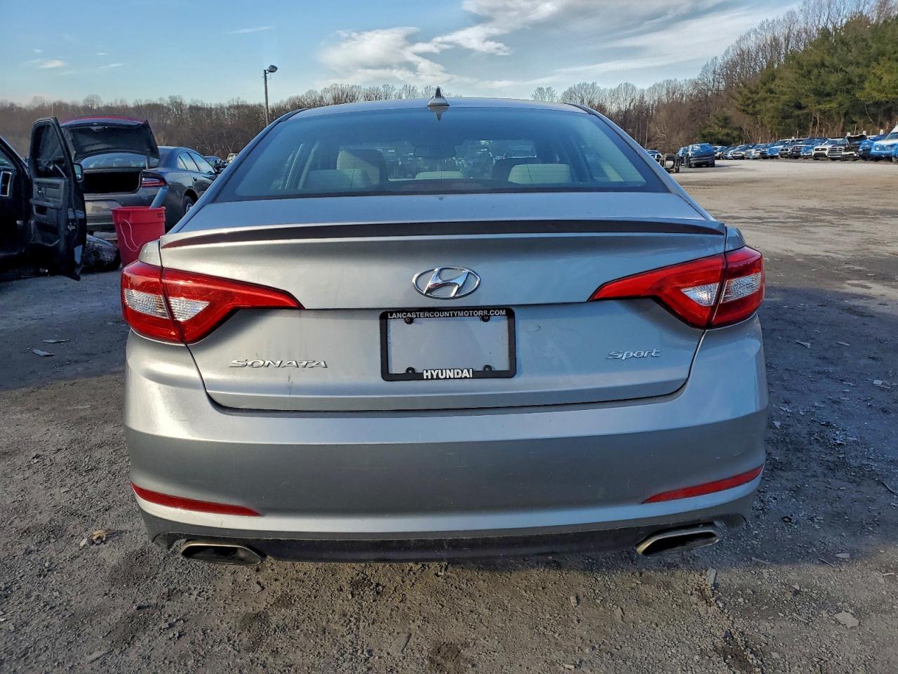 2017 HYUNDAI SONATA SPORT photo 6