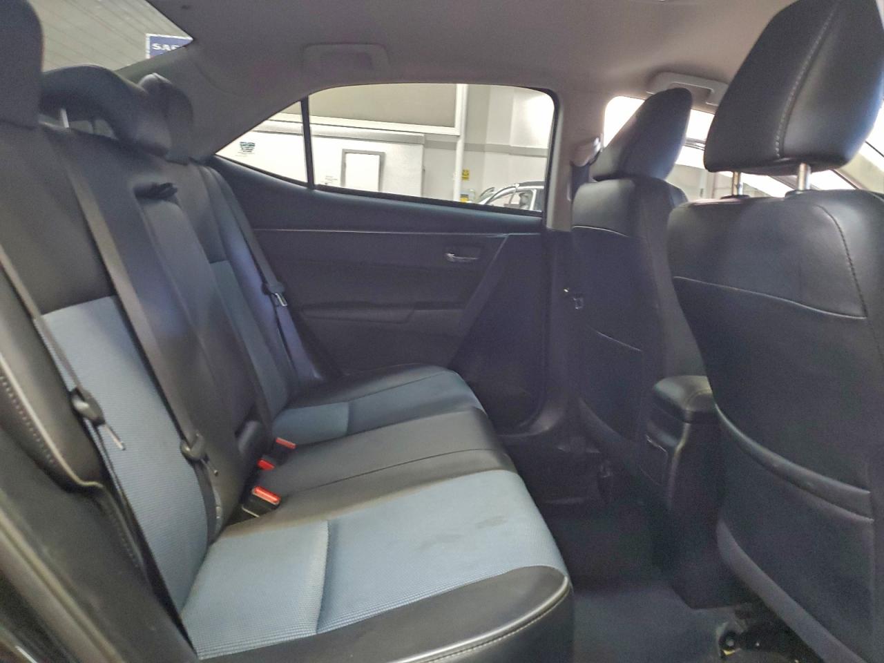 2015 TOYOTA COROLLA L photo 10