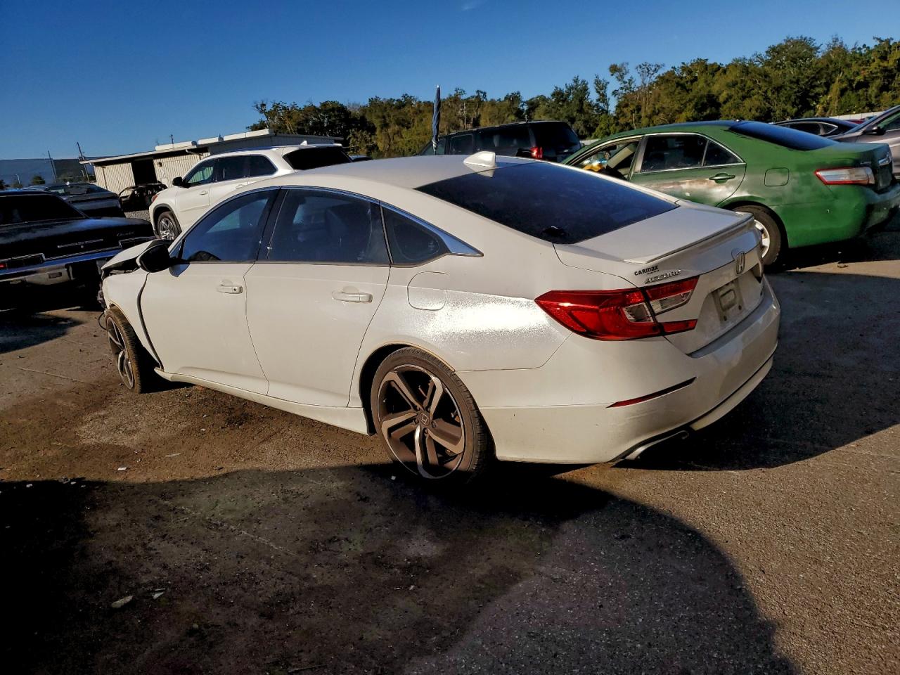 2018 HONDA ACCORD SPORT photo 2